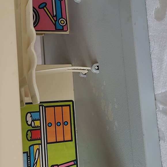 Vintage Playskool Texaco Garage and accessories - Picture 14 of 16